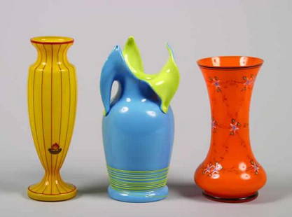 Three Glass Vases,: Three Glass Vases, two marked Czechoslovakia, the third with a maple leafabove a "Niagara Falls, Canada".Height of tallest 10 inches.