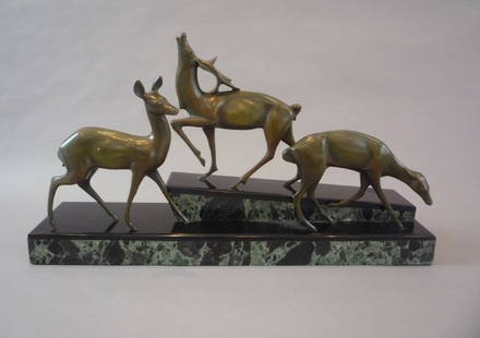 Michel DECOUX (1837-1924), école belge Biches Bronze: Michel DECOUX (1837-1924), école belge Biches Bronze à patine brune sur une base en marbre, signée 33 x 54 x 13 cm (13 x 21 x 5 in.)