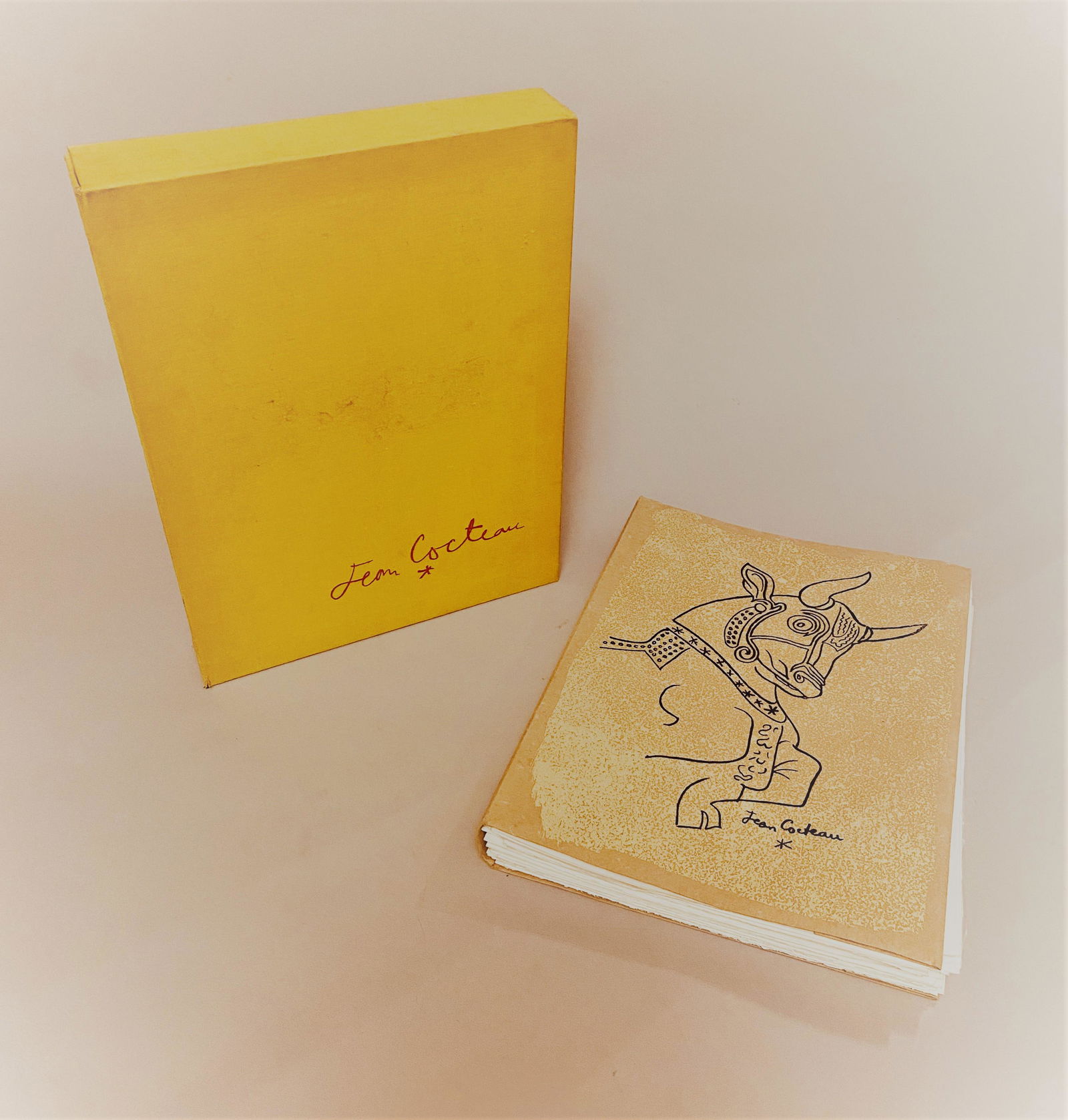 TAUREAUX, lithographies de JEAN COCTEAU (1 of 2)