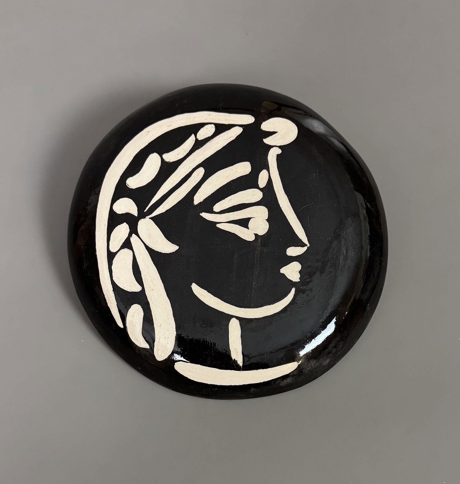 Pablo PICASSO (1881-1973) « Profil de Jacqueline (A.R. 385) ». (1 of 2)