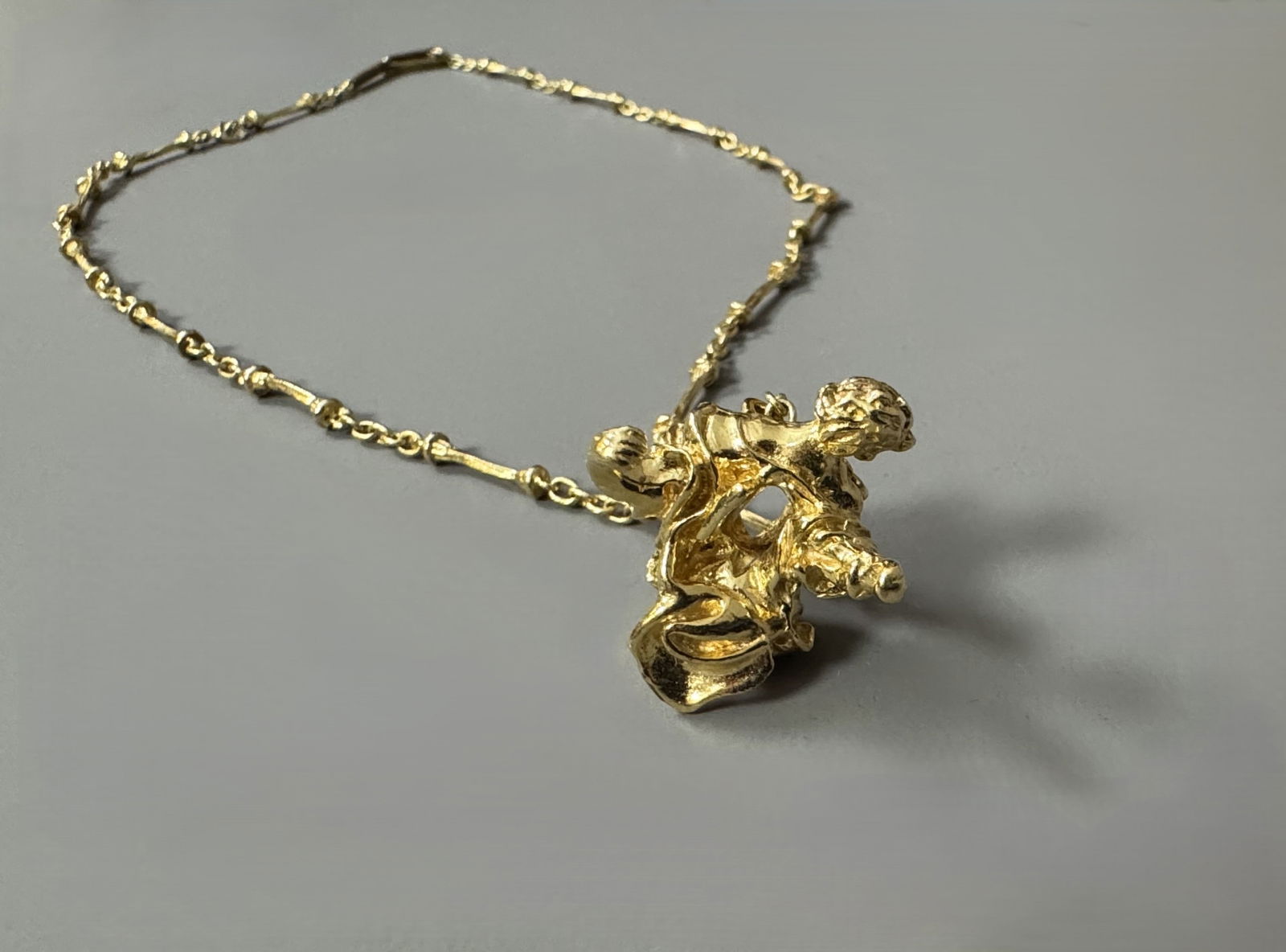 Salvador DALI (1904-1989) « La Madone du port Lligat ». 1974. (1 of 3)