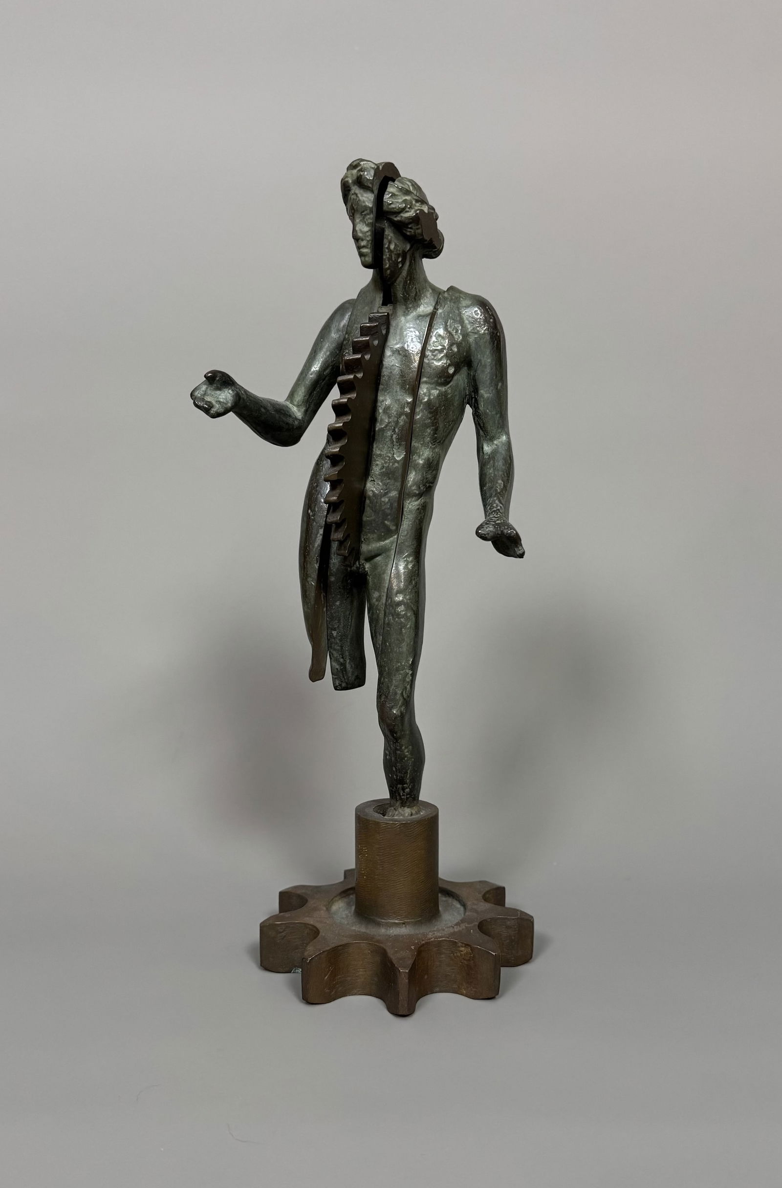 ARMAN FERNANDEZ (1928-2005) « Apollon aux engrenages ». 1995. (1 of 4)