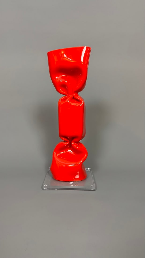 Laurence JENKELL dit Jenk (Né e en 1965) « Bonbon rouge ». 2020. (1 of 3)