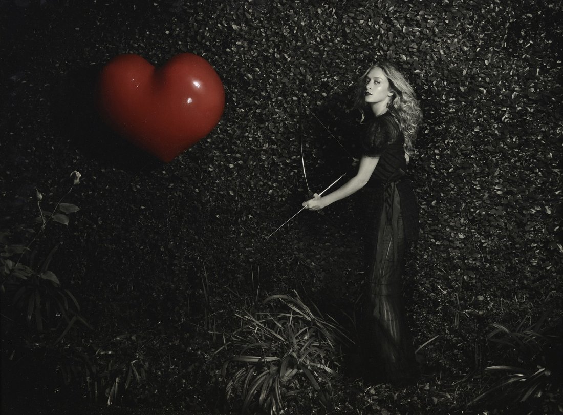 Pavel HAVLICEK (XX-XXIème siècle) Chloë Sevigny by: Pavel HAVLICEK (XX-XXIème siècle) Chloë Sevigny by Pavel Havlicek for Harper’s Bazaar Russia April 2010 Photographie, tirage argentique, exemplaire unique. 60 x 80 cm Provenance : Vente aux ench�