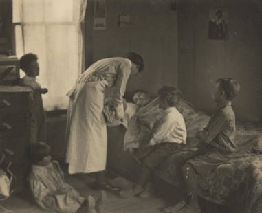 LAURA GILPIN (1891-1979) Visiting nurse.: LAURA GILPIN (1891-1979) Visiting nurse. Platinum print, the image measuring 8x9 inches (30.2x24.4 cm.), with Gilpin's signature and date, in pencil, on verso. 1925 From the Collection of Alexandra