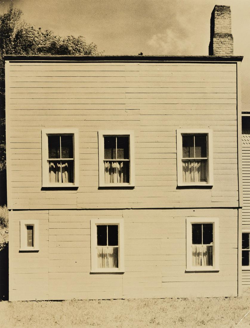 WALKER EVANS (1903-1975) Connecticut Frame House.: WALKER EVANS (1903-1975) Connecticut Frame House. Silver print, the image measuring 6x4½ inches (15.2x11.4 cm.), with Evans' 163 East 94th Street stamp and the Lunn Archive stamp with the notatio
