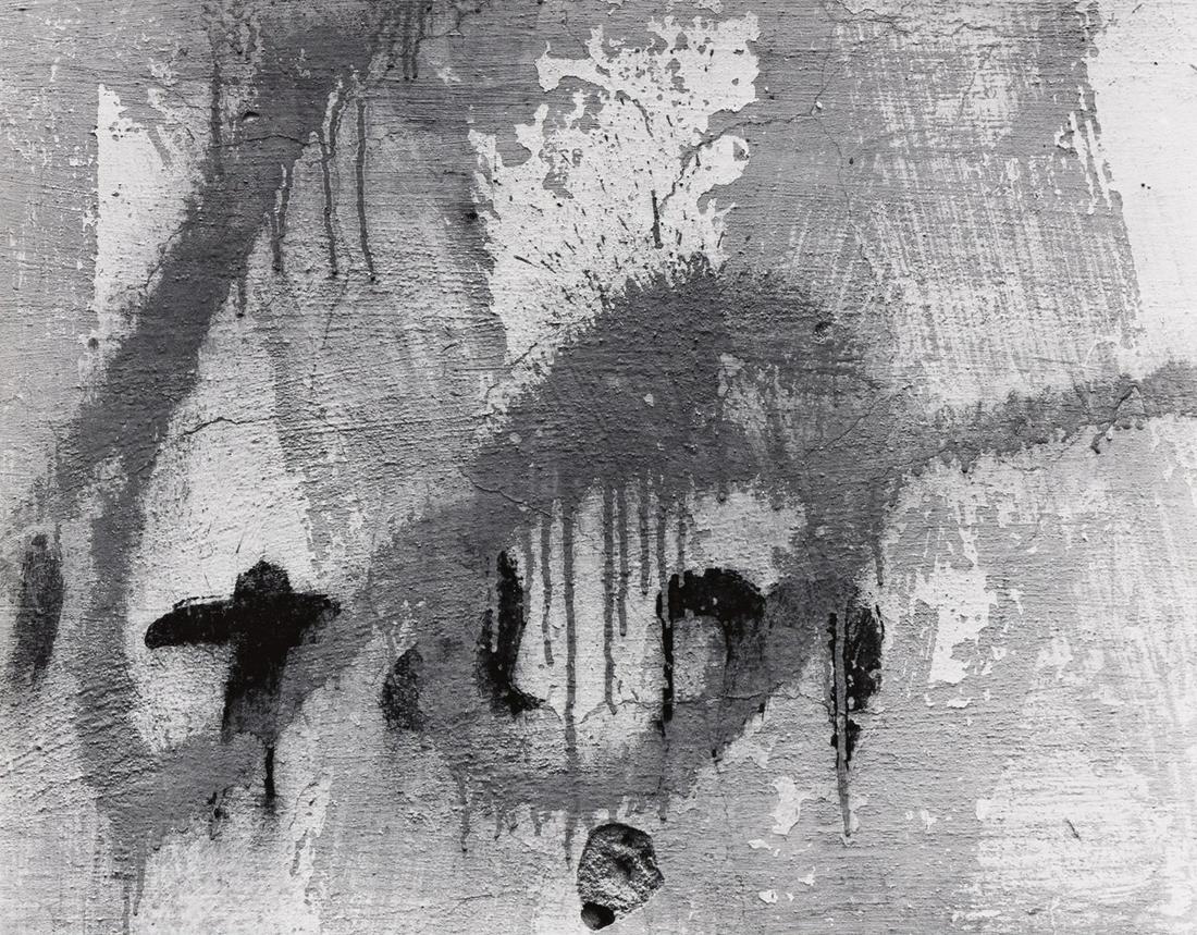 AARON SISKIND (1903-1991) Acolman 1 * Yuchitan 3, Mexico.: AARON SISKIND (1903-1991) Acolman 1 * Yuchitan 3, Mexico. Together, 2 photographs from Mexico. Silver prints, the first image measuring 9x13 inches (23.8x33 cm.), the second 10½x13 inches (26.7x3