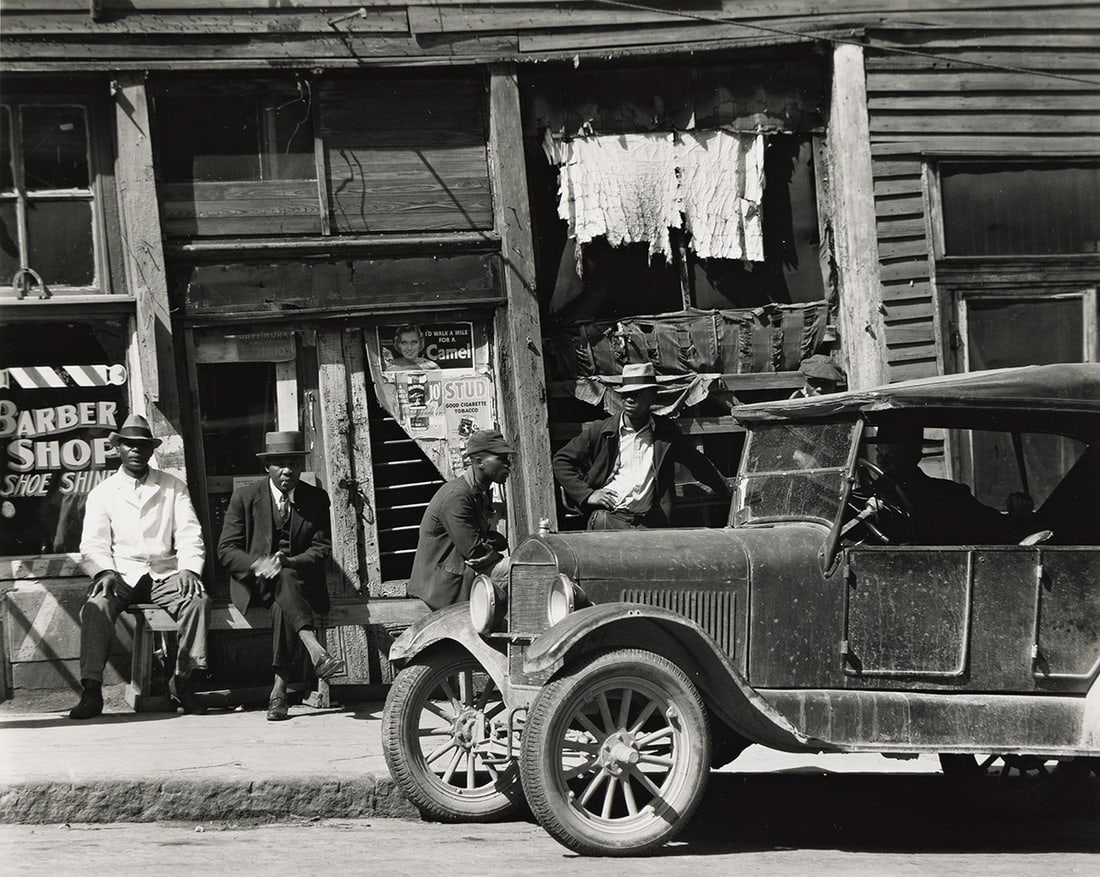 WALKER EVANS (1903-1975) Sidewalk in Mississippi, Vicksburg.: WALKER EVANS (1903-1975) Sidewalk in Mississippi, Vicksburg. Silver print, the image measuring 7½x9½ inches (19.1x24.1 cm.). 1936; printed 1970s