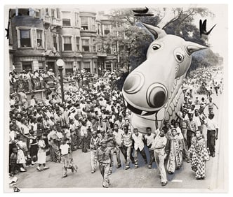 (ENTERTAINMENT.) 6 oversized press photos of Chicago's annual Bud Billiken parade.