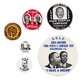 (MARTIN LUTHER KING.) Group of 6 different Martin Luther King-related pinback buttons.