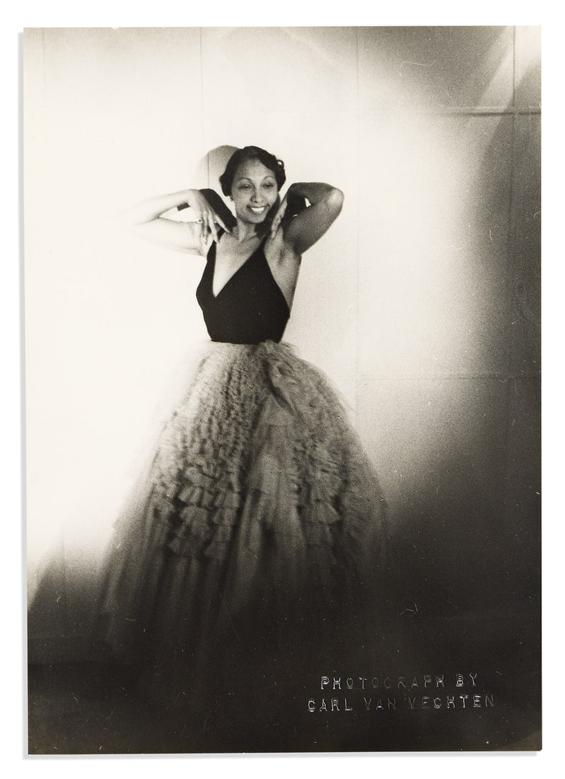 Baker, Josephine (1906-1975) Carl Van Vechten Photograph. (1 of 1)