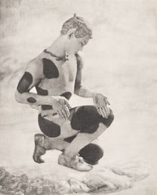 Baron Adolphe de Meyer, Nijinsky, L'Après-midi d'un Faune. 1912; published 1978.