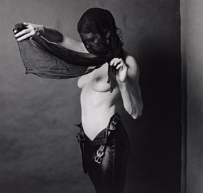 Marcus Leatherdale, Lisa Lyon I. 1980.
