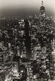 Fred Stein, Fifth Avenue, silver print, circa 1946.
