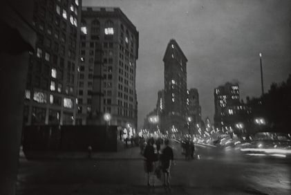 David Vestal, Flatiron Building, silver print, 1963.