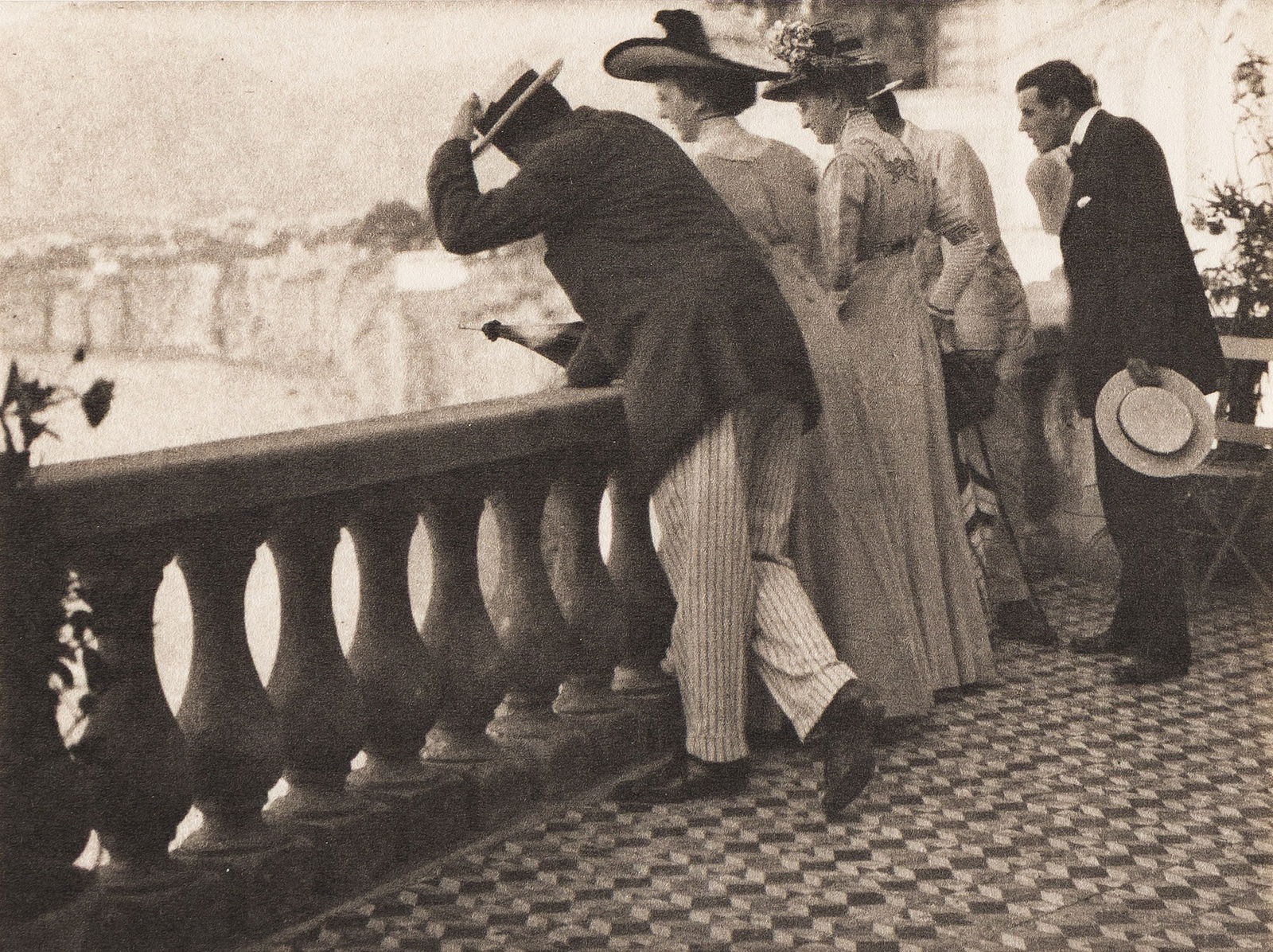 Karl Struss. Karl Struss: A Portfolio 1909/29.: Karl Struss1886-1981Karl Struss: A Portfolio 1909/29.Platinum printsWith 15 (of 15) beautiful photographs spanning the early decades of Struss' career. Each with Struss' signature in pencil on print v