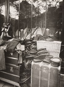 EugËne Atget. Boutique, MarchÈ aux Halles, Paris. 1925; printed circa 1930 by Berenice