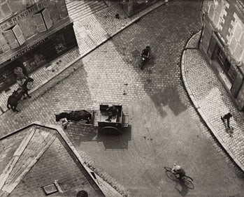 AndrÈ KertÈsz. Carrefour, Blois. 1930; printed 1970s.