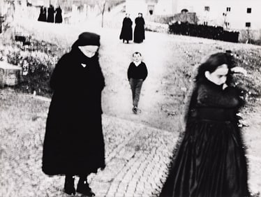 Mario Giacomelli. La Gente del Sud: Scanno 52. 1957-59; printed 1970s.