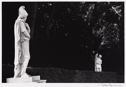 Robert Doisneau. Barbarian prisoner and Callipygian Venus, Versailles. 1966; printed 1980.