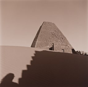 Lynn Davis. Meroe, Sudan (Africa #45). 1998; printed 1999.