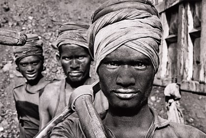 Sebastião Salgado. Coal Mining, Dhanbad, State of Bihar, India. 1989.