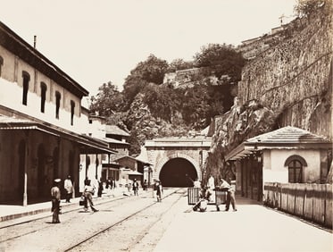 Édouard Baldus. Sortie du Souterrain, Vienne. Circa 1861.