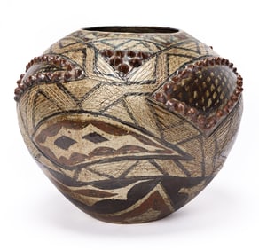 Dinah Molefe, Untitled, (Vessel).