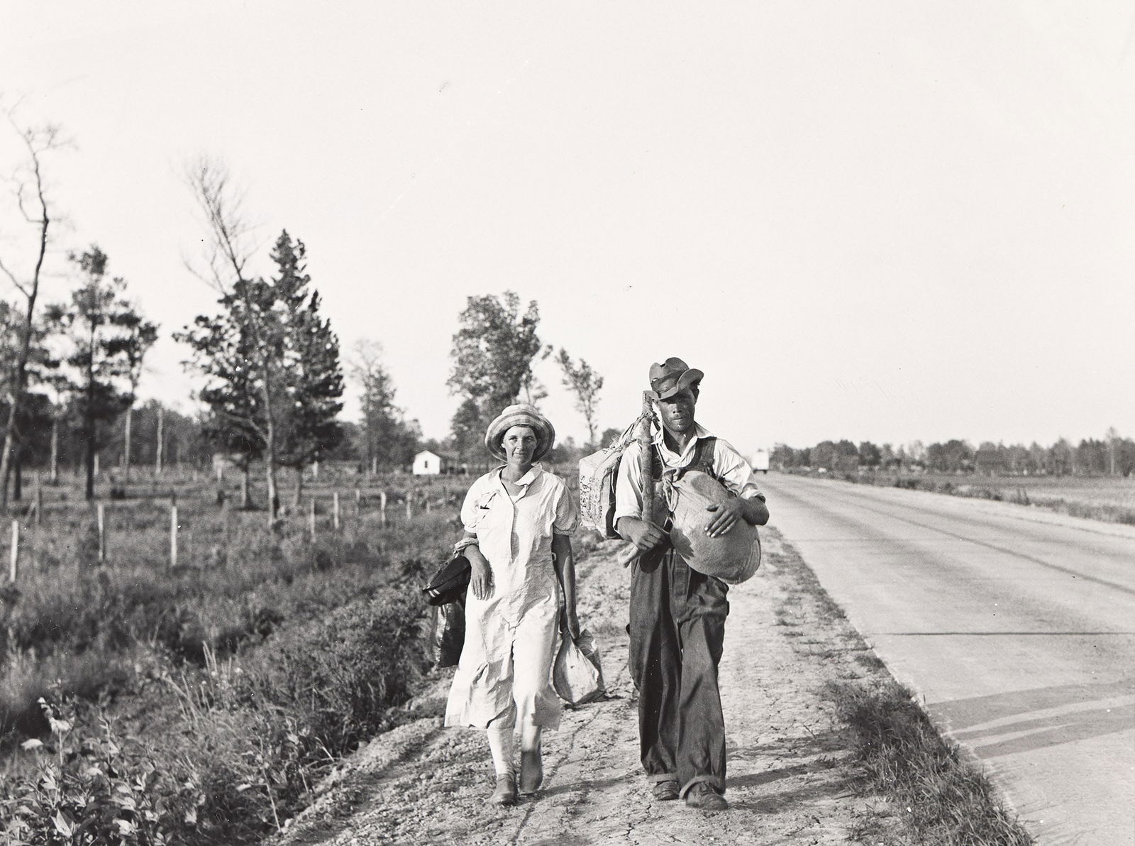 Carl Mydans, Cotton workers on the road, carrying all they possess in the world, Crittenden Co., (1 of 1)