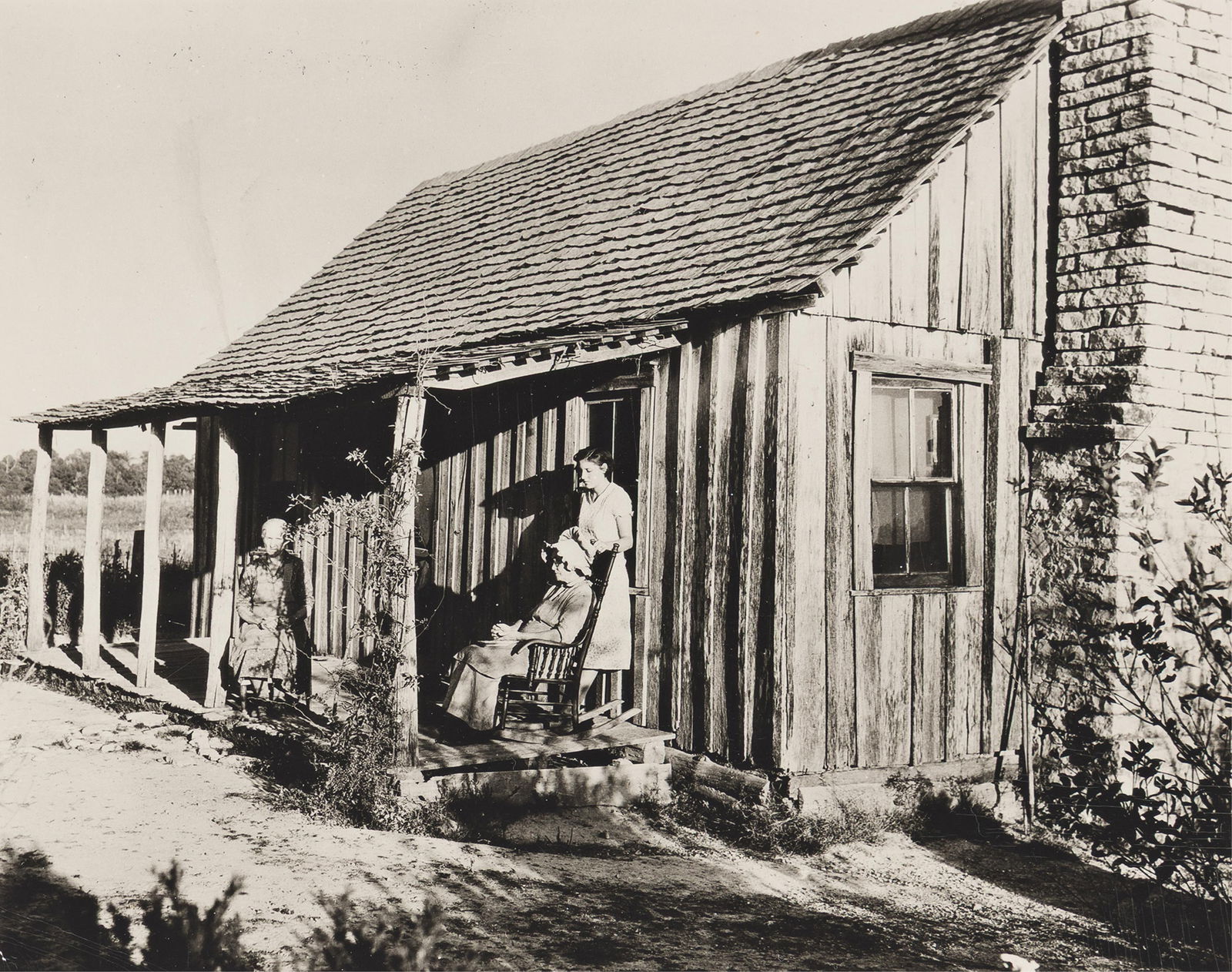 Lewis W. Hine, A selection of 16 photographs from the Tennessee Valley Authority documenting: Lewis W. Hine(1874-1940)A selection of 16 photographs from the Tennessee Valley Authority documenting construction of new electric homes, including 4 by Hine. 1933-34.Silver prints.The images document
