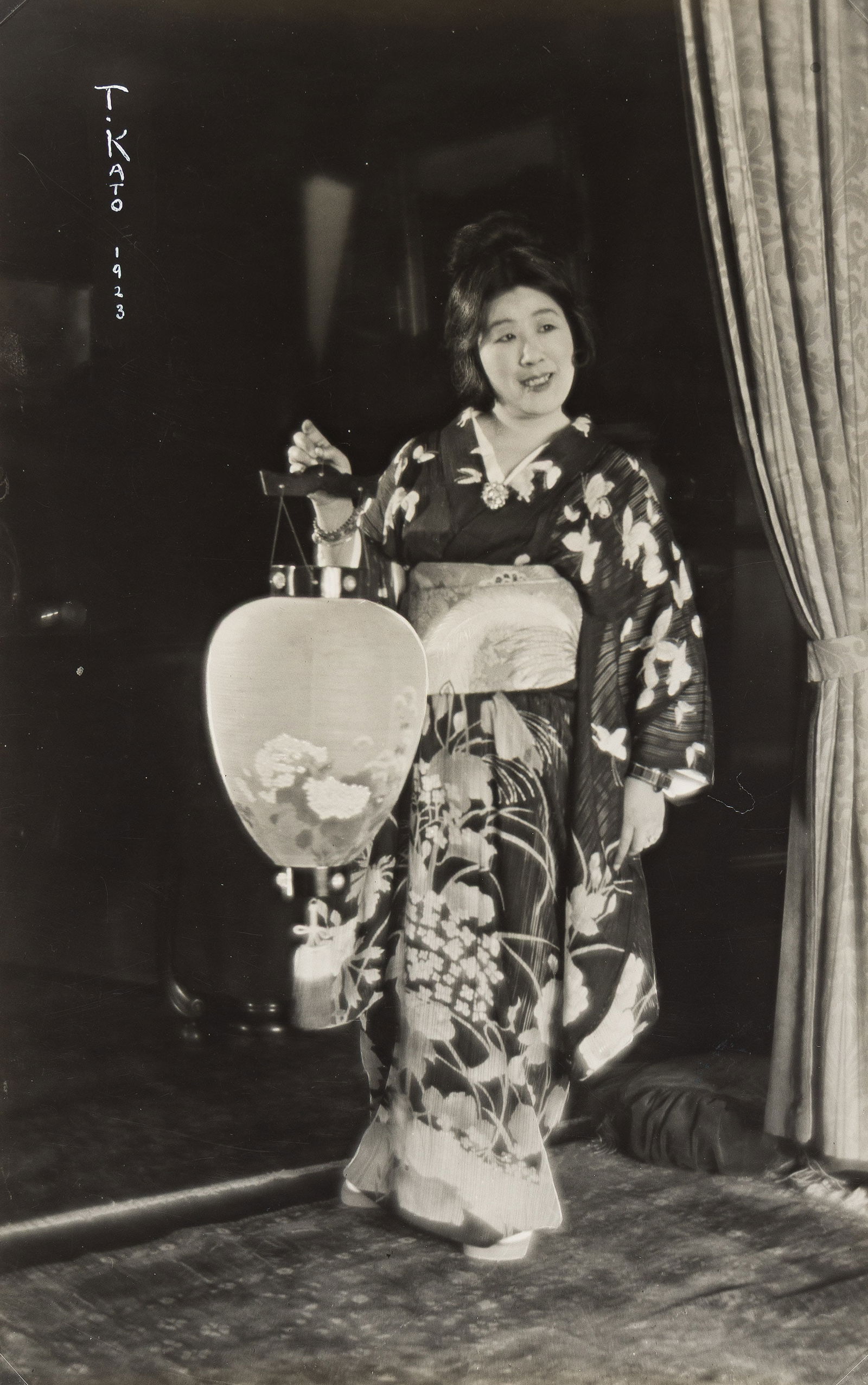 Tazo Kato. Portrait of the actress Tsuru Aoki (1892-1961). 1923. (1 of 1)