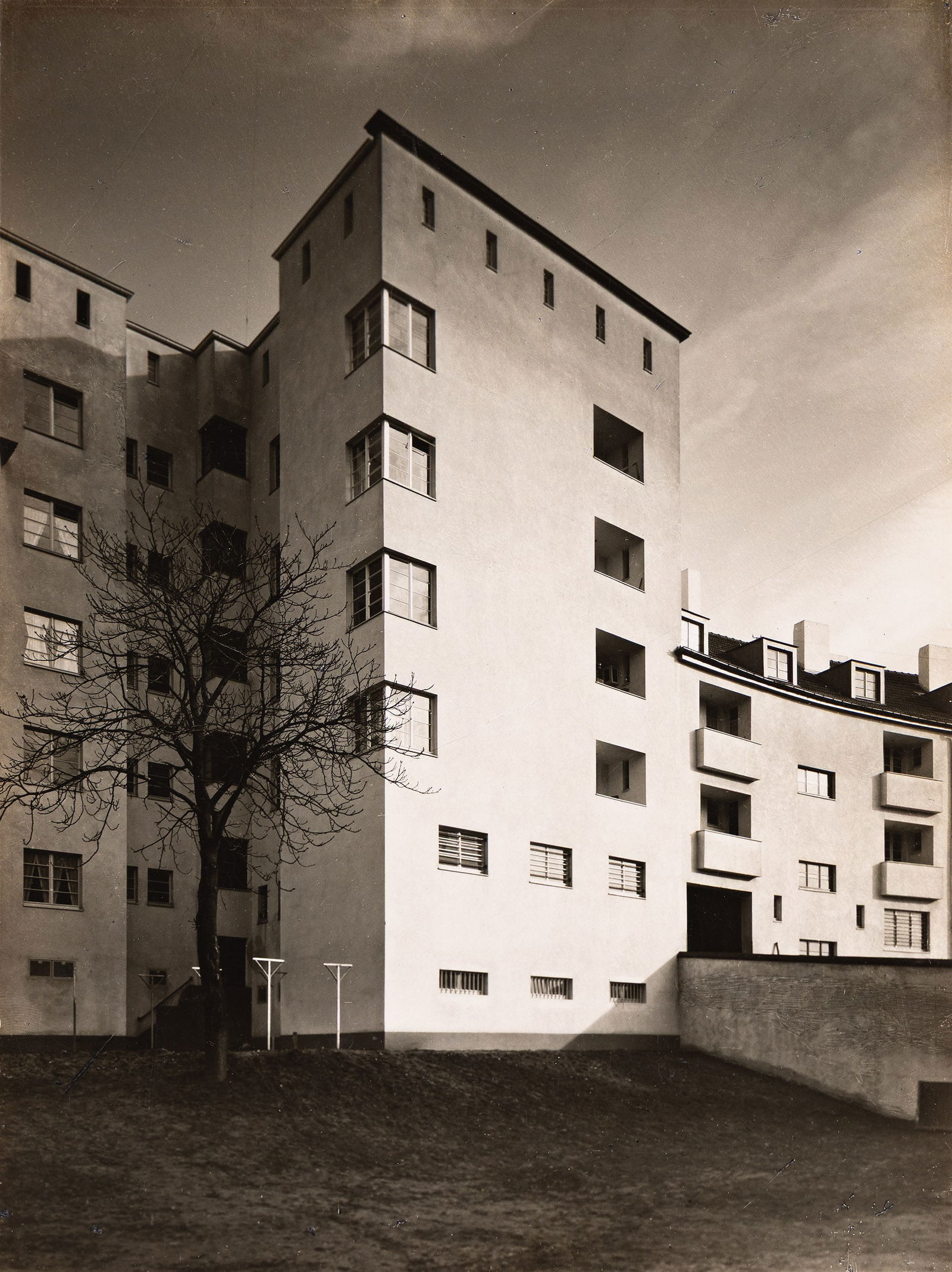 Werner Mantz. Köln. 1928. (1 of 1)