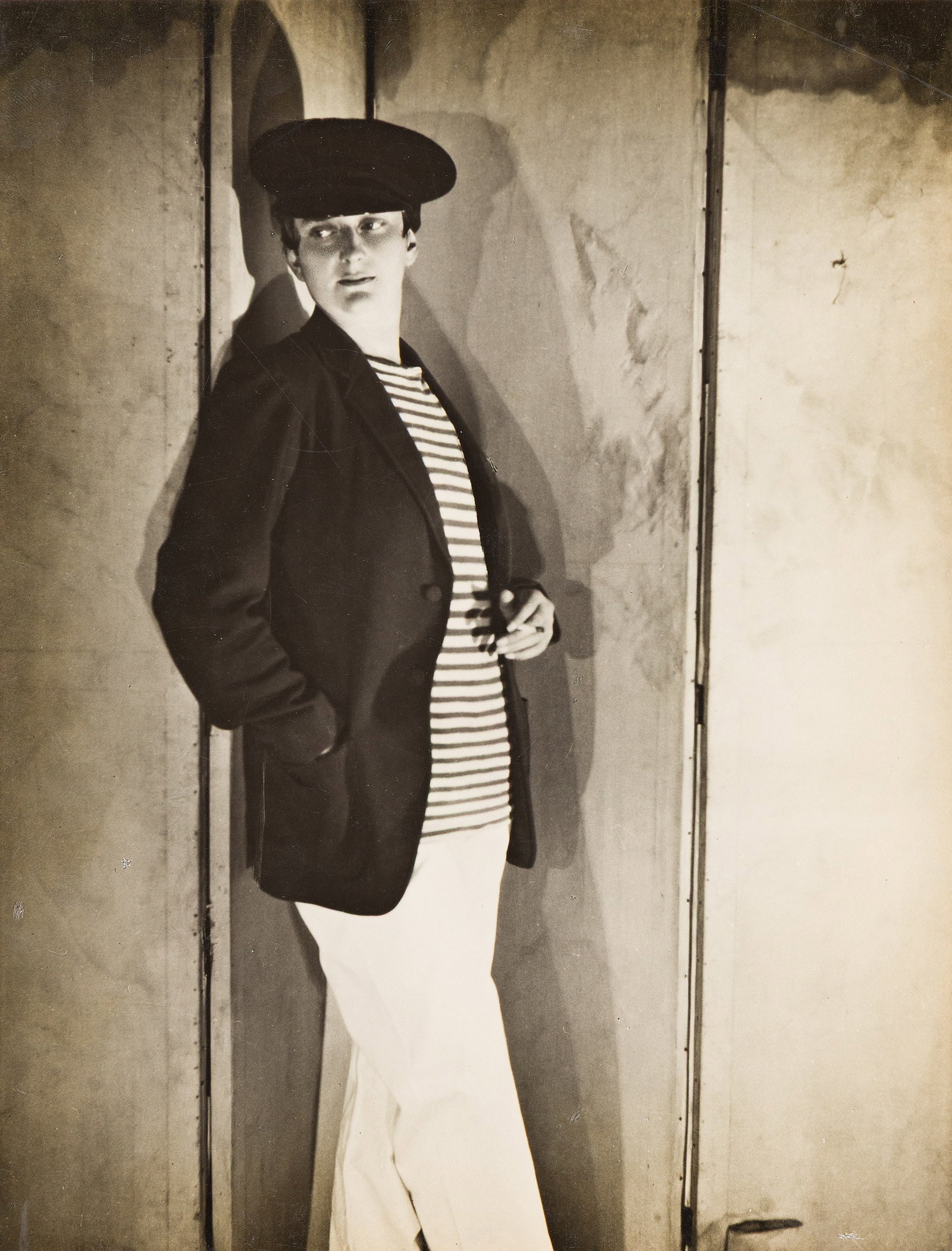 Cecil Beaton, A pair of dynamic portraits. Circa 1930. (1 of 2)