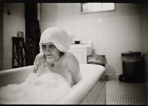 MARK, MARY ELLEN (1940- ) "Ward 81.": MARK, MARY ELLEN (1940- ) "Ward 81." Silver print, 10x14 inches (25.5x35.5 cm.), with Mark's signature, title, and date on recto. 1976 All items are offered for sale subject to Swann Galleries' stand