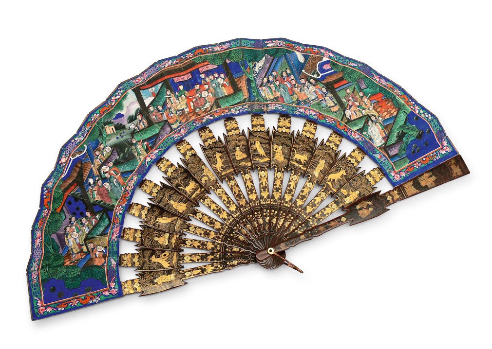 Fan 1000 faces , China, Canton, 19th c.: watercolour on paper, silk, lacquer, ivory; decorated with court scenes; one of spans damaged; height 29 cm