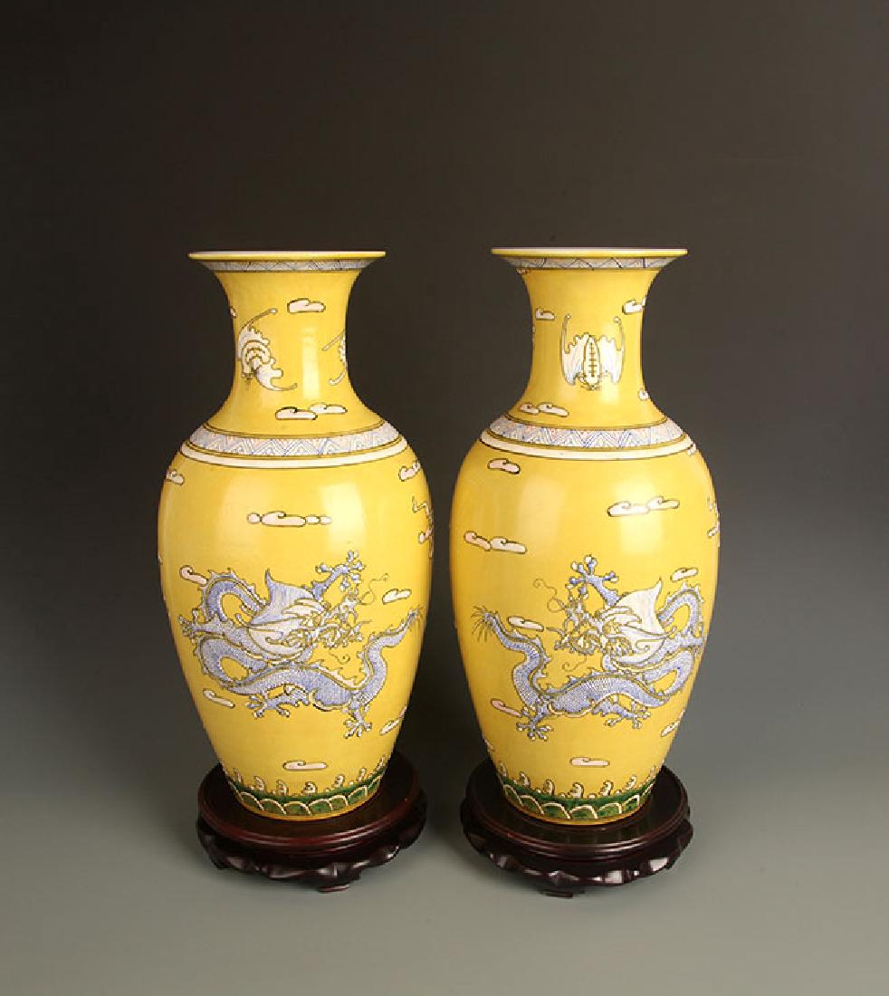 PAIR OF LARGE YELLOW GROUND DRAGON PAINTED JAR (1 of 10)
