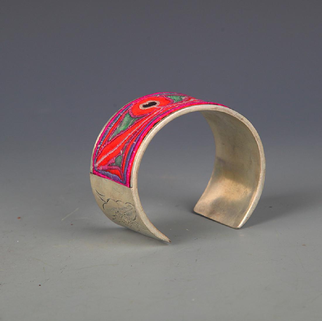 OLD EMBROIDERED AND SILVER PLATED BANGLE (1 of 3)