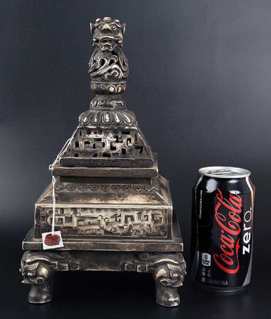 A DRAGON CARVING BRONZE AROMATHERAPY (1 of 8)