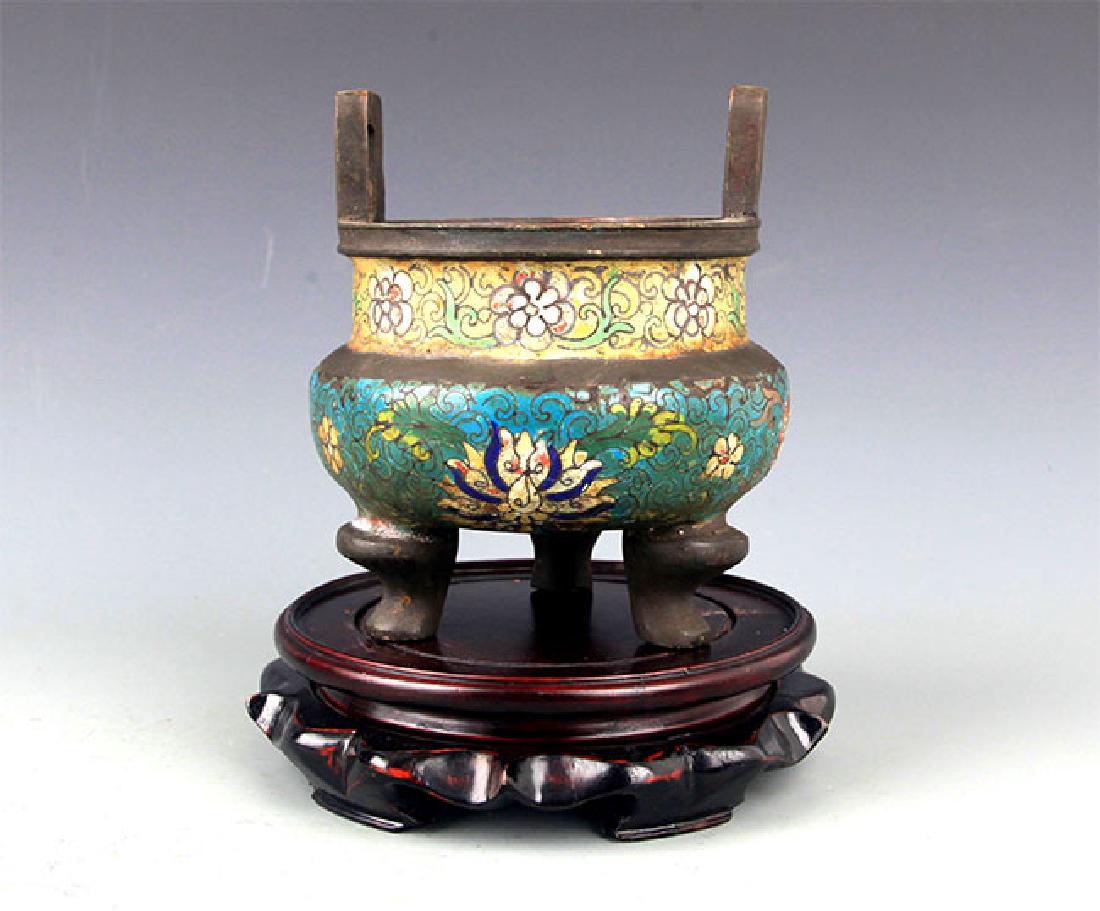 A DOUBLE EAR ENAMEL BRONZE CENSER: Ming Dynasty, High: 6.0 inch; Diameter:4.75 inch