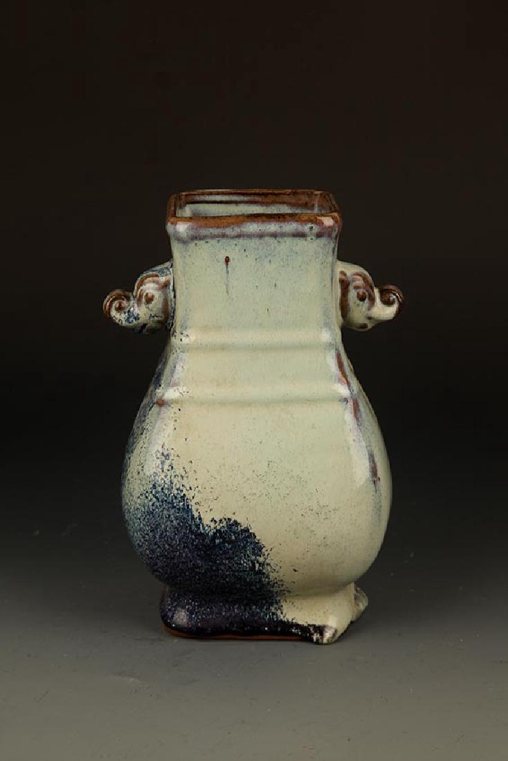 A "JUN YAO" KILN DOUBLE EAR VASE (1 of 6)