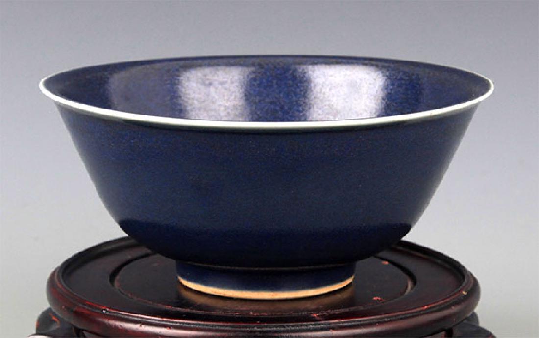 A FINE BLUE COLOR GLAZED PORCELAIN BOWL: MING DYNASTY, HIGH: 2.8 INCH; DIAMETER:6.1 INCH
