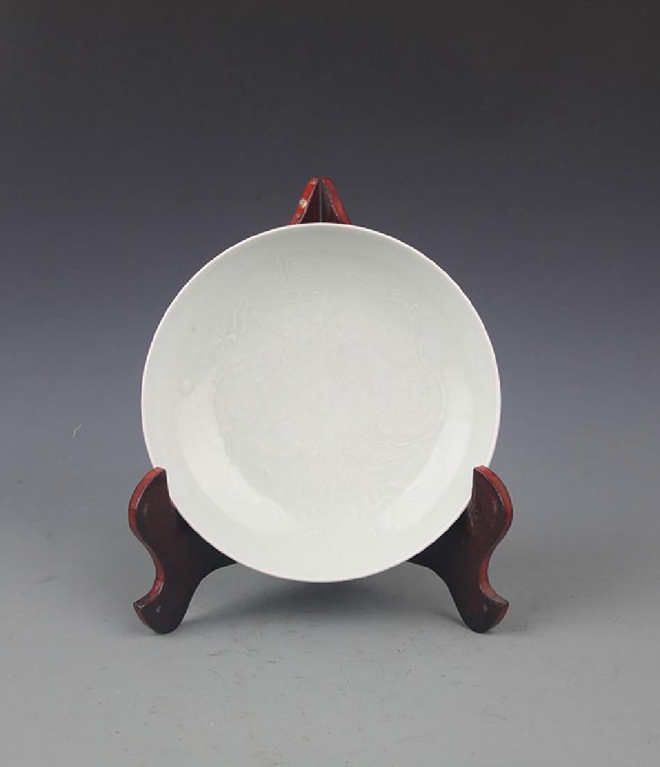 A LIGHT BLUE COLOR GLAZED PORCELAIN PLATE (1 of 5)