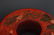 A ROUND GILT LACQUERED WOOD ROYAL NECKLACE BOX - 3