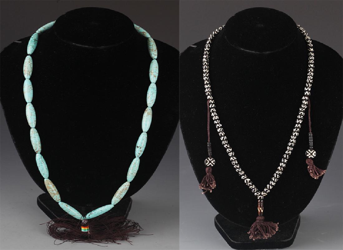 GROUP OF TWO CHINESE NECKLACE (1 of 7)