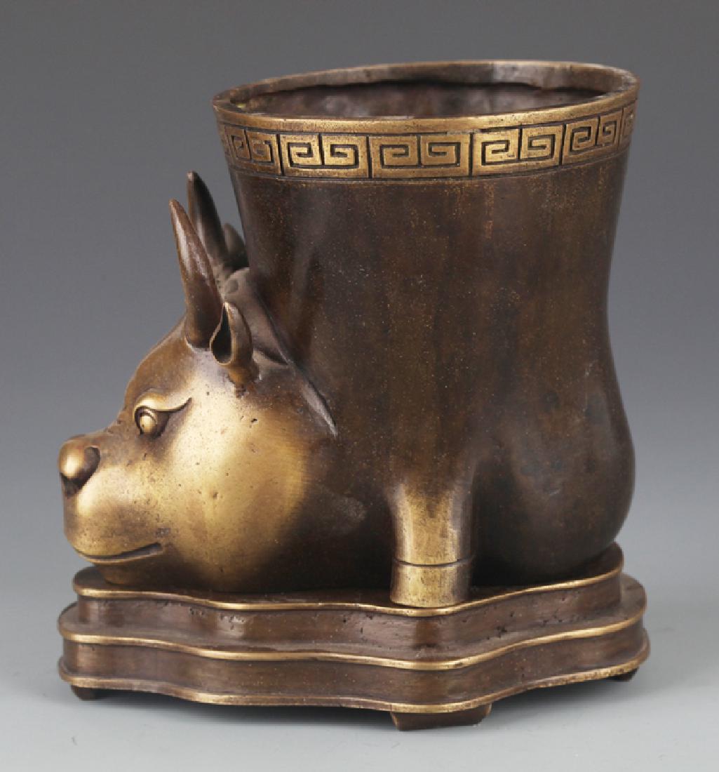 A FINE COW HEAD BRONZE CENSER WITH BASE (1 of 5)