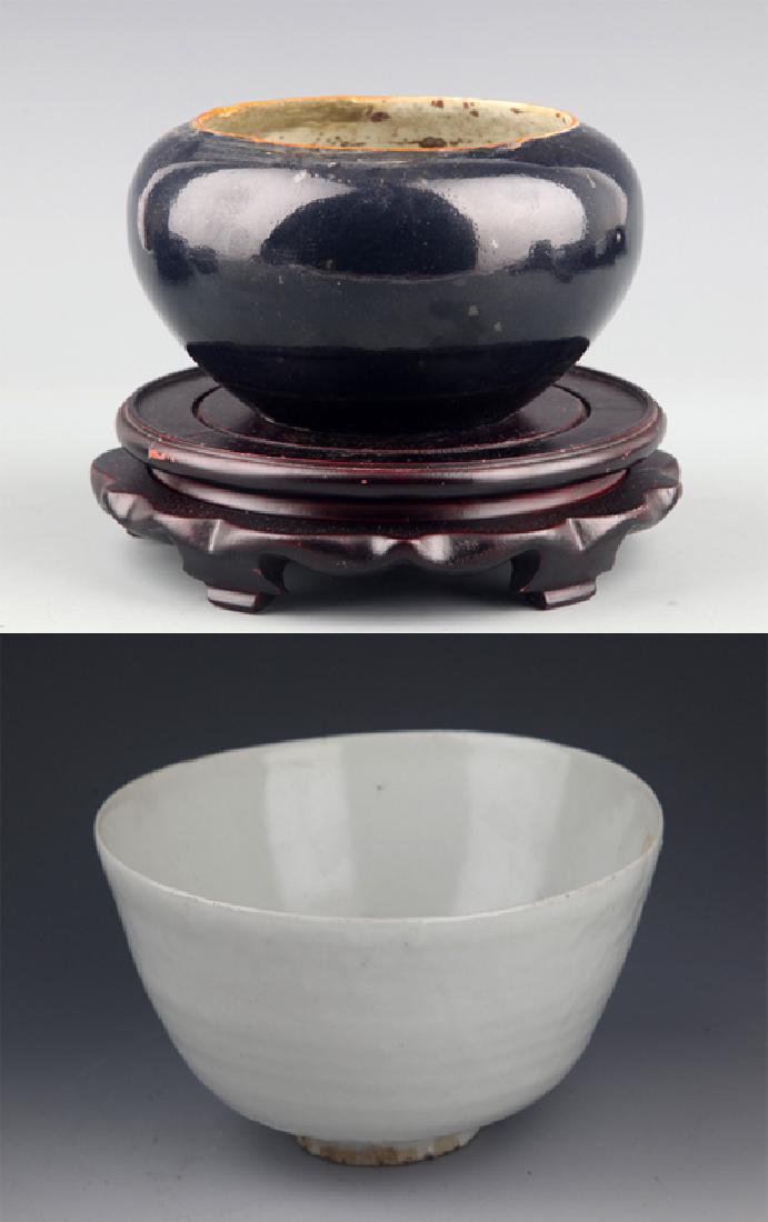 GROUP OF TWO PORCELAIN BOWL (1 of 7)