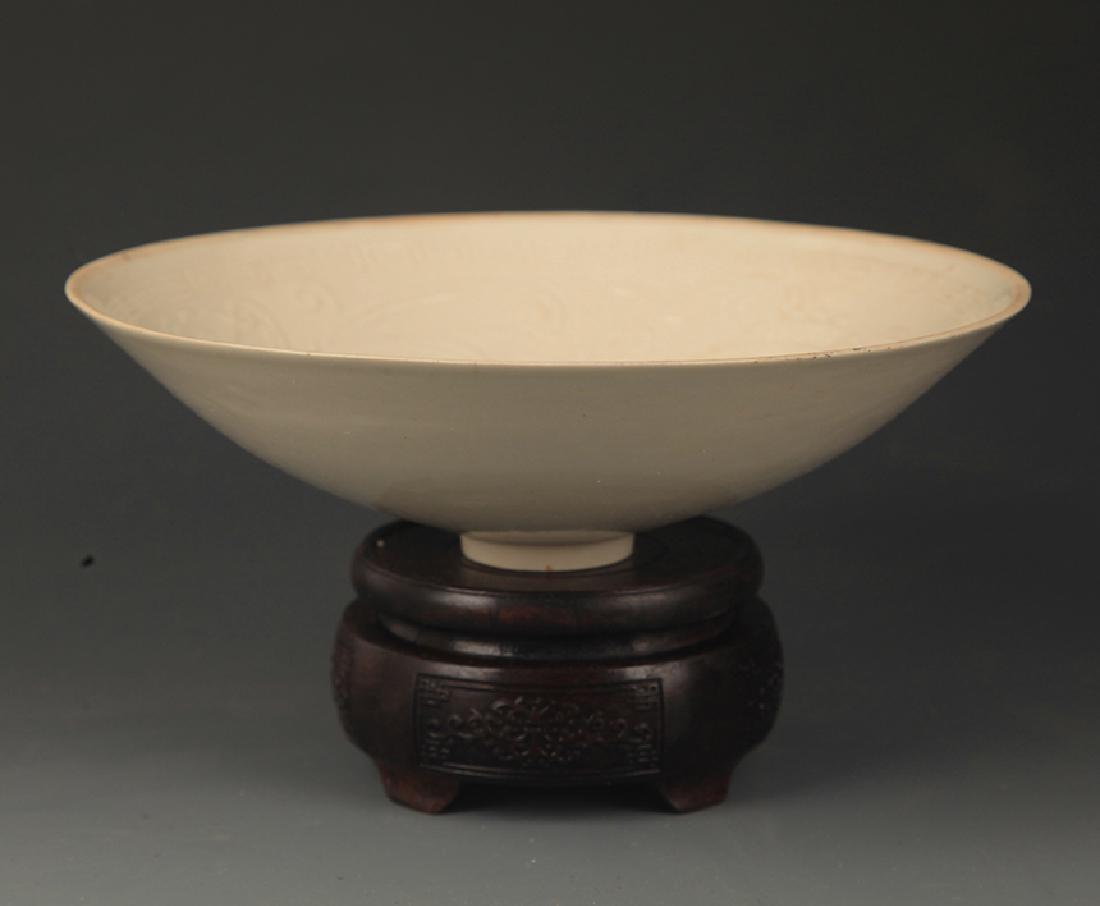 Ding Kiln Phoenix Pattern Porcelain Bowl (1 of 3)