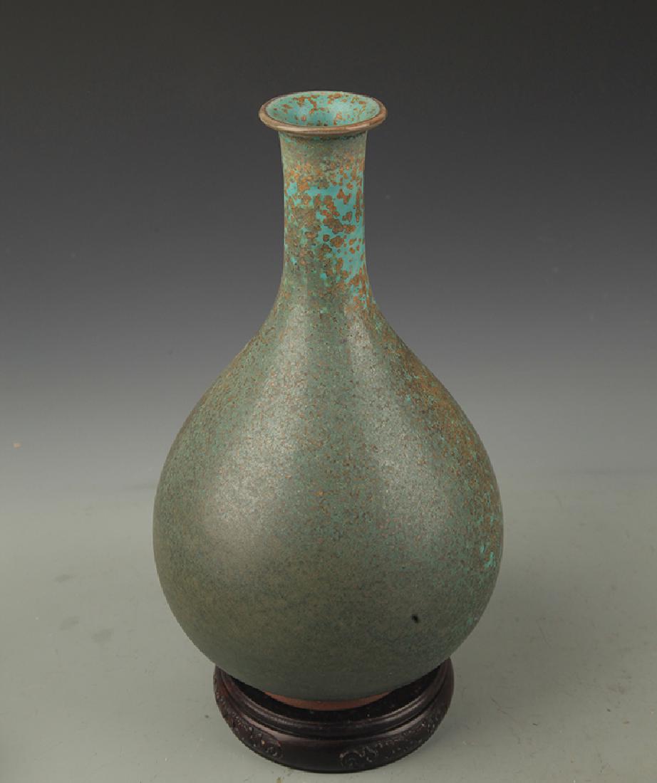 A LU JUN GLAZE YU HU CHUN VASE: Possibly Song Dynasty, High:11.25 inch; Diameter:2.0 inch