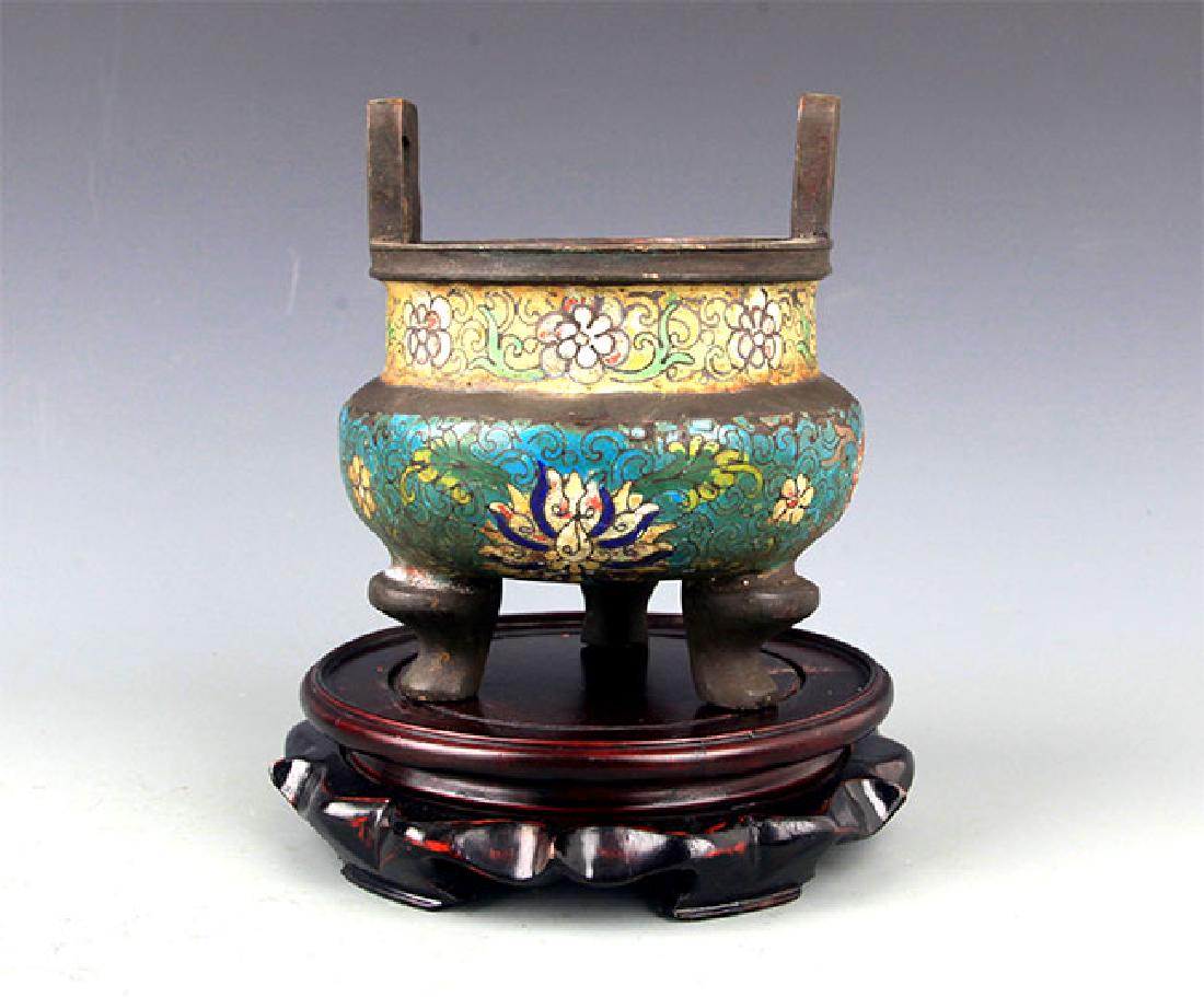A DOUBLE EAR ENAMEL BRONZE CENSER: Possible Ming Dynasty, High: 6.0 inch; Diameter:4.75 inch