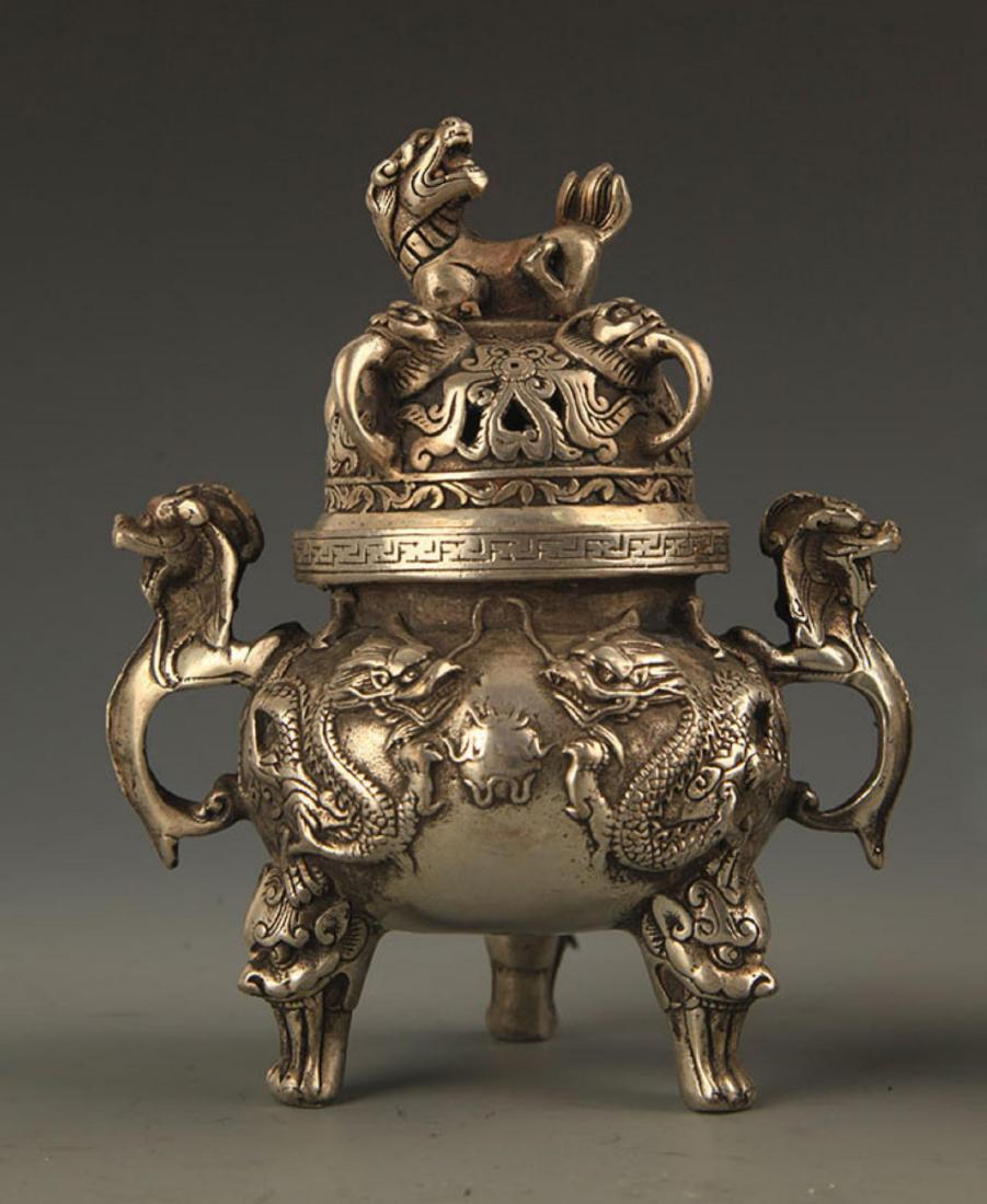 A FINE BRONZE DRAGON CARVING DOUBLE EAR BRONZE (1 of 6)